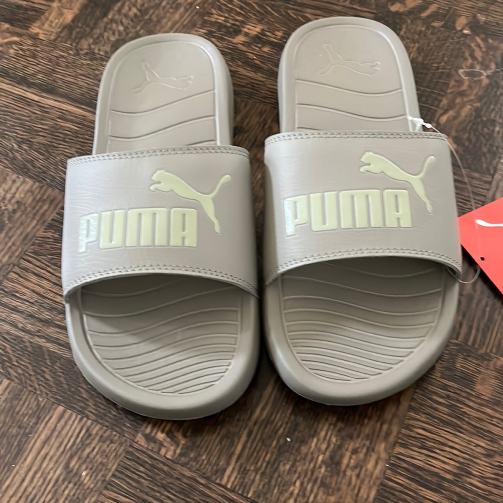 Men’s PUMA Popcat slides sz 8